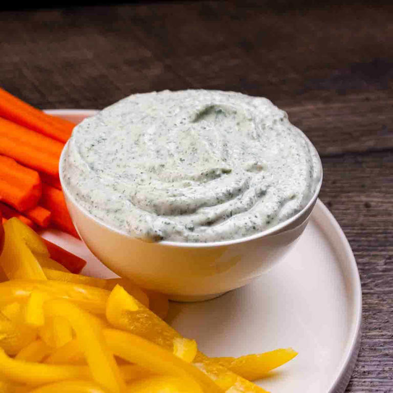 Easy Cottage Cheese Ranch Dip (2 Ingredients)