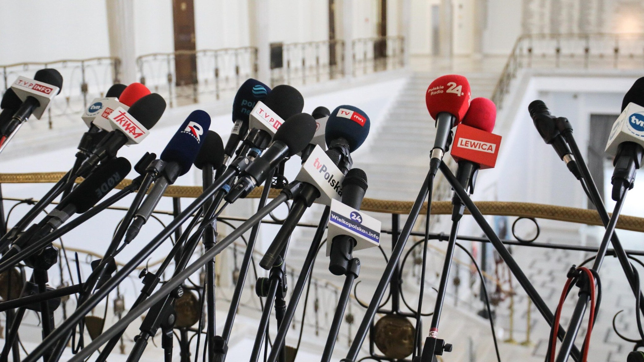 Tysiące skarg do KRRiT. Najwięcej na TVP