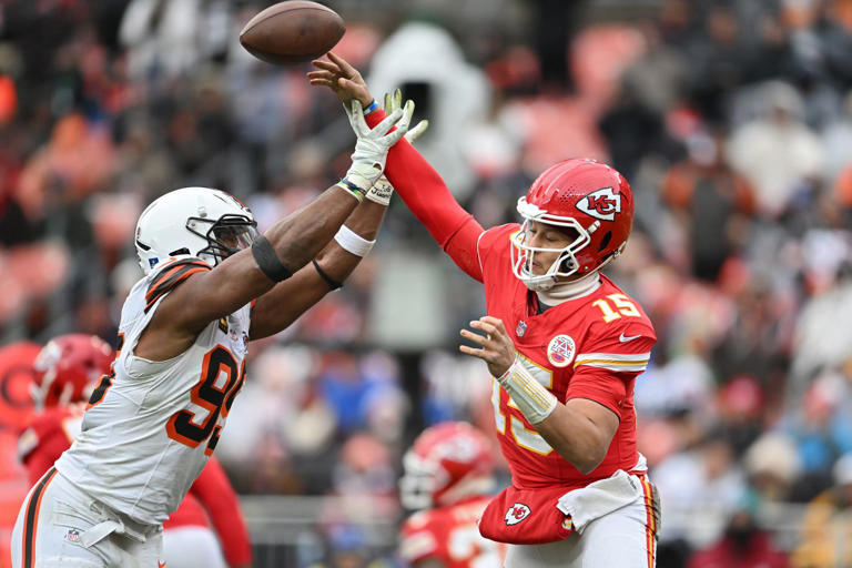 Browns' Myles Garrett'S 100Mph Speeding: What The Future Holds - 2k9z95r