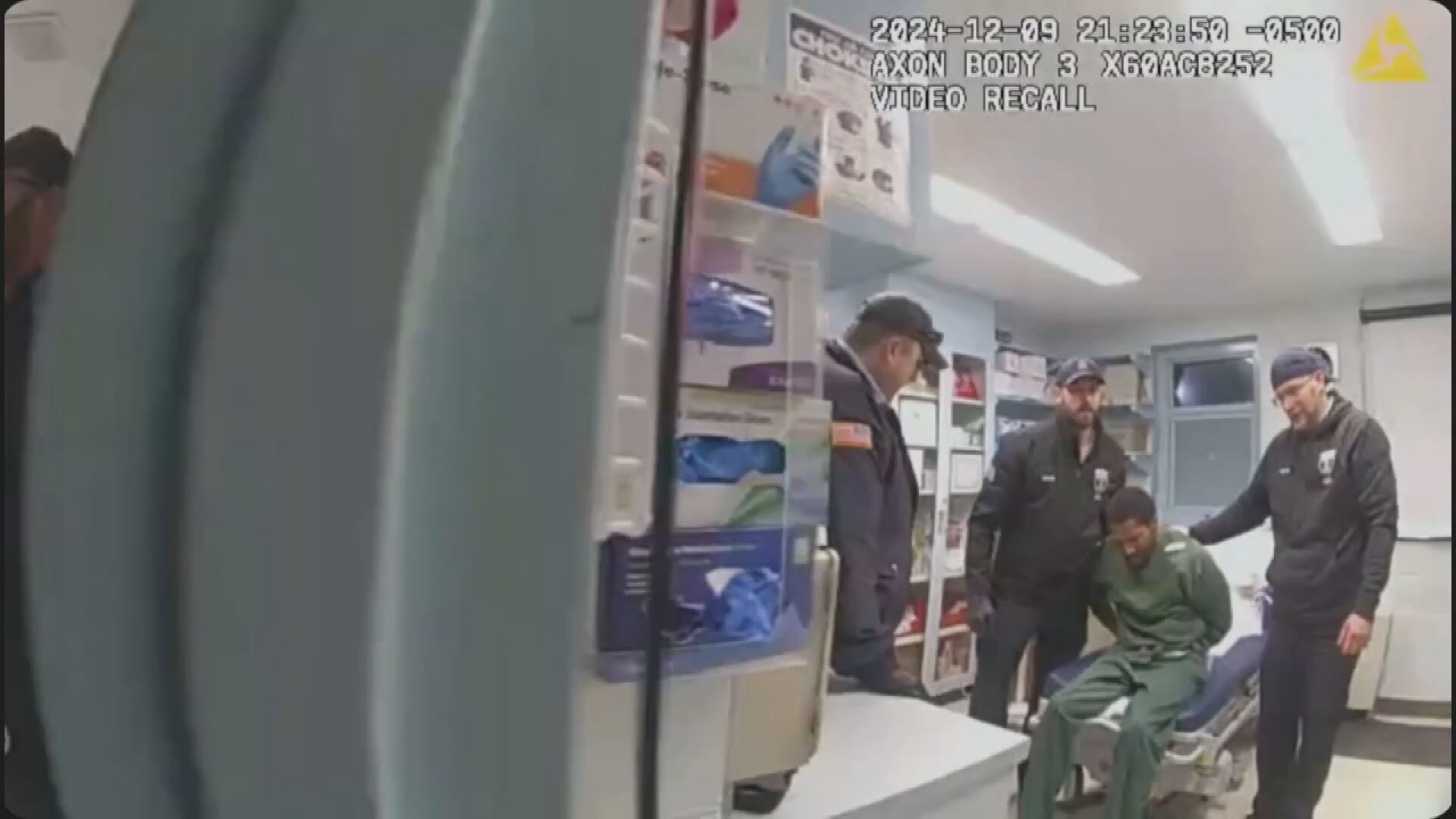 Plea offers made to 10 prison workers accused of murdering inmate