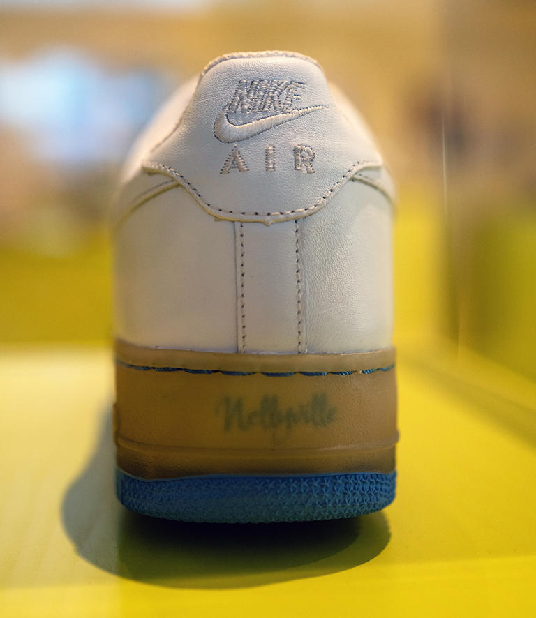 Nelly Dilemma / Air Force Ones レコード Nelly Featuring Kelly Rowland – Dilemma / Air Force Ones