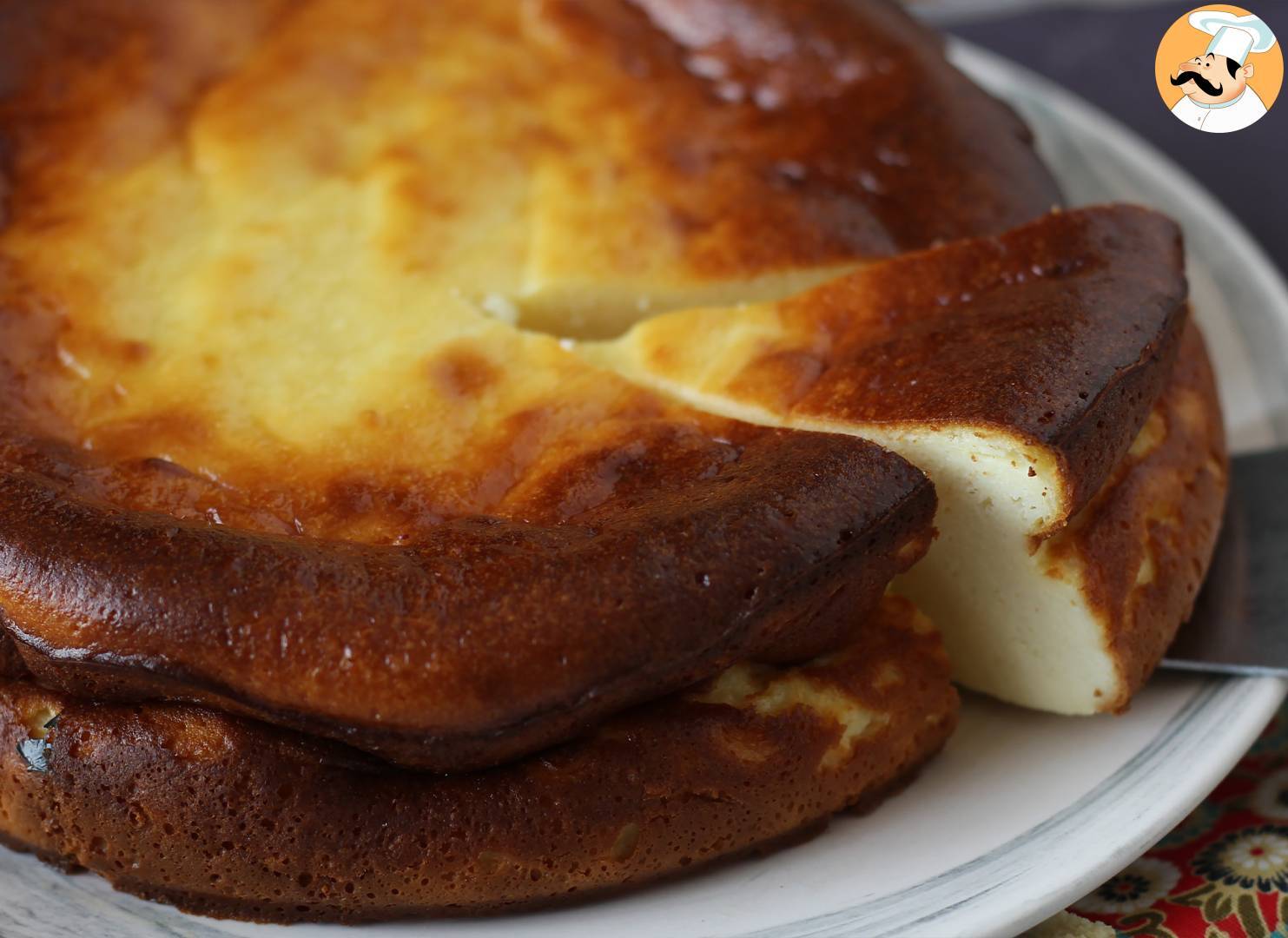 Köstlicher käsekuchen ohne teig und super einfach zu machen!