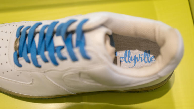 Nelly Dilemma / Air Force Ones レコード Nelly Dilemma / Air Force Ones レコード - メルカリ