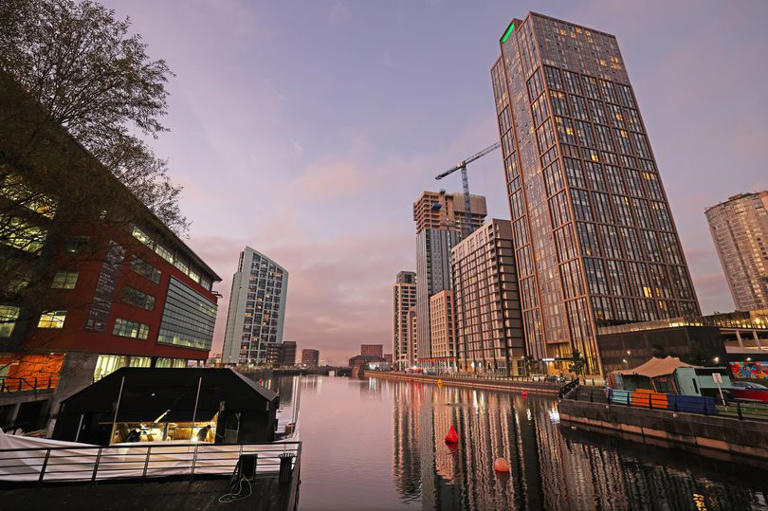 Construction of the floating sauna in Princes Dock, Liverpool. Photo by Colin Lane