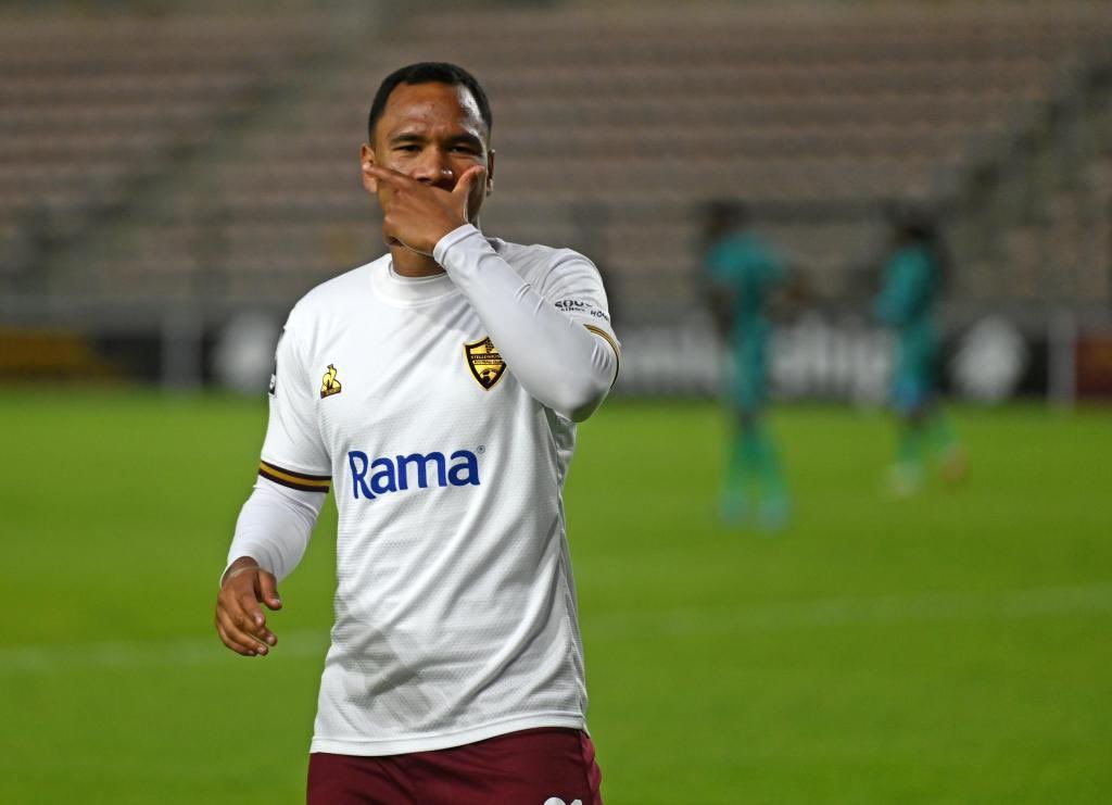 Orlando Pirates closing in – Kaizer Chiefs to miss out on Basadien?