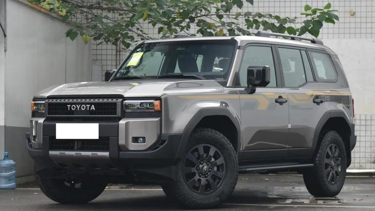 定位中大型SUV，2.4T混动系统加8AT变速箱，这款车值得入手吗？