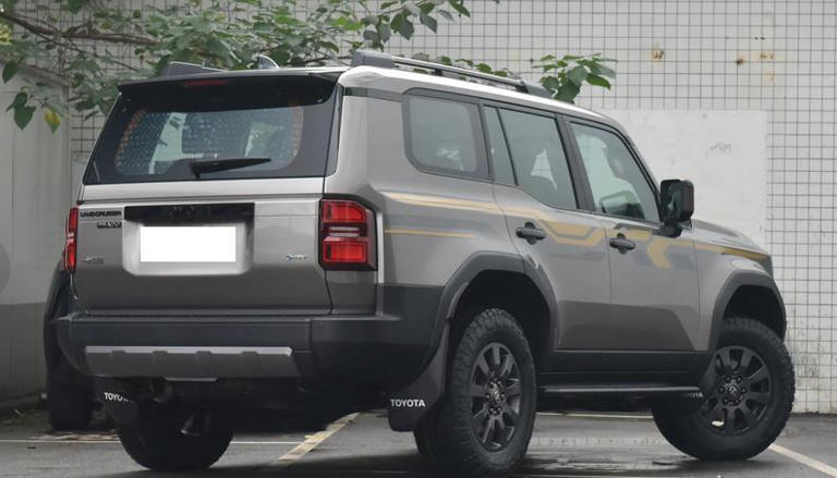 定位中大型SUV，2.4T混动系统加8AT变速箱，这款车值得入手吗？