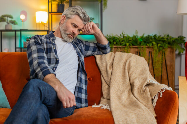 14 Easy To Miss Signs Someone Is Struggling More Than They Let On