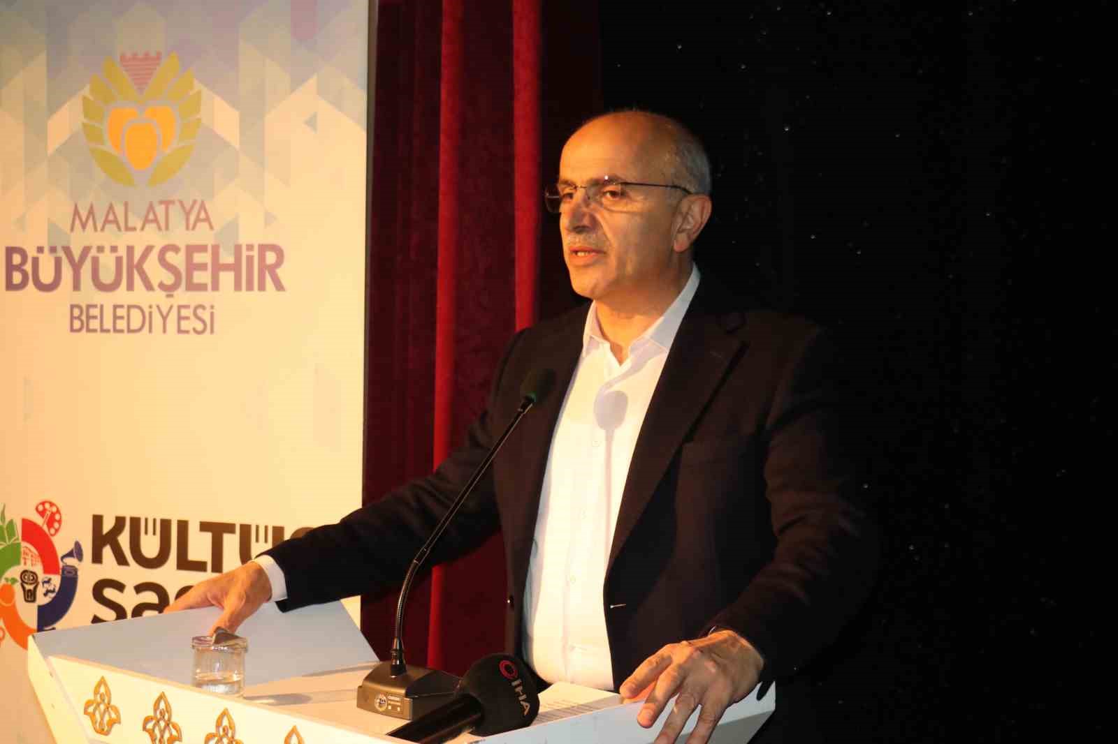 Malatya Büyükşehir Belediye Başkanı Sami Er: "Kayırmacılığa geçit  vermeyeceğiz"