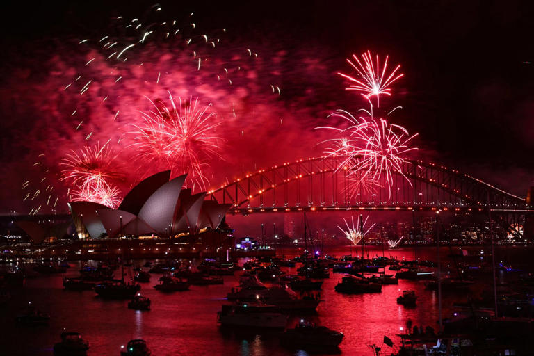 In pictures: Stunning firework displays as New Year’s Eve celebrations ...