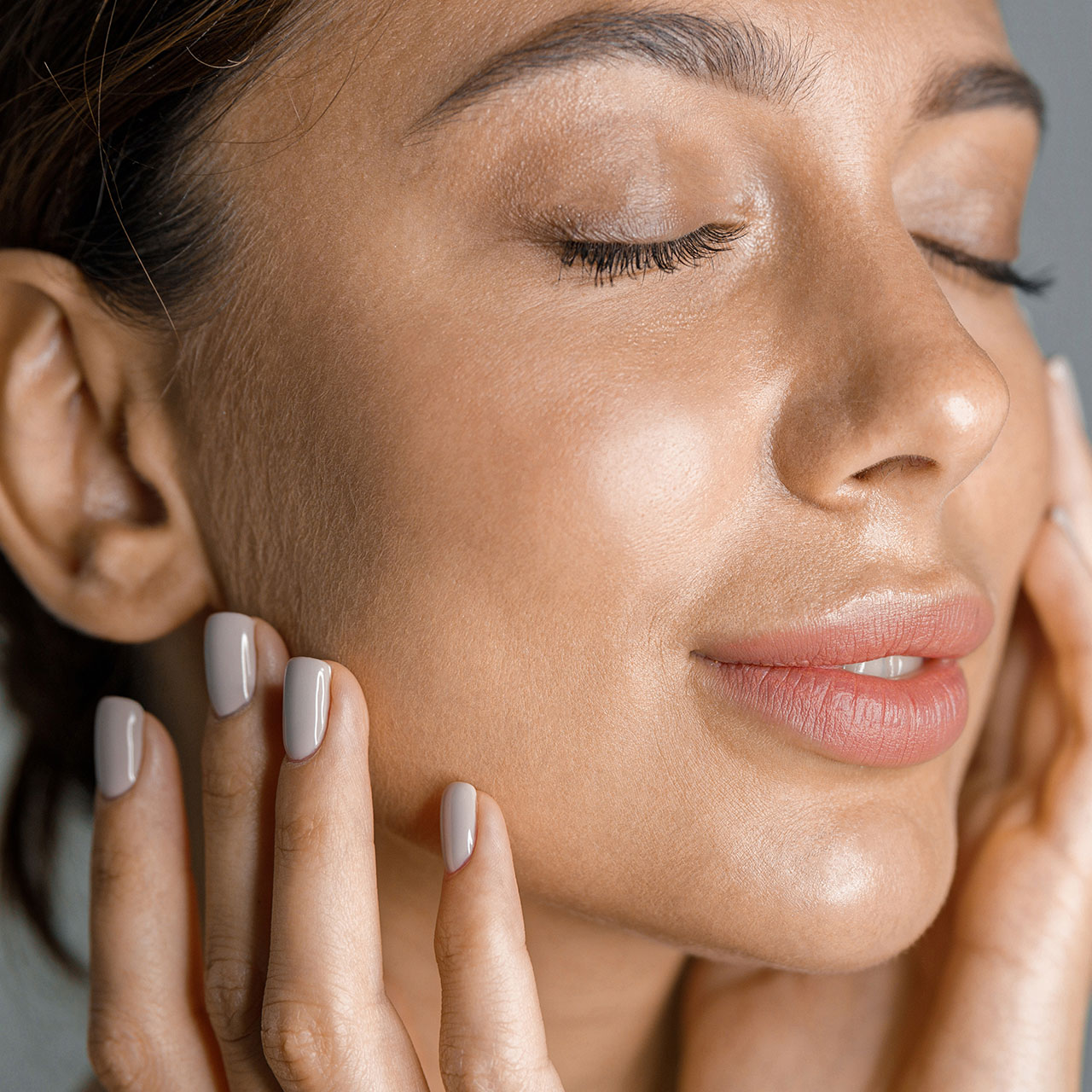 5 'Shocking' Vitamins For AntiAging & SkinTightening