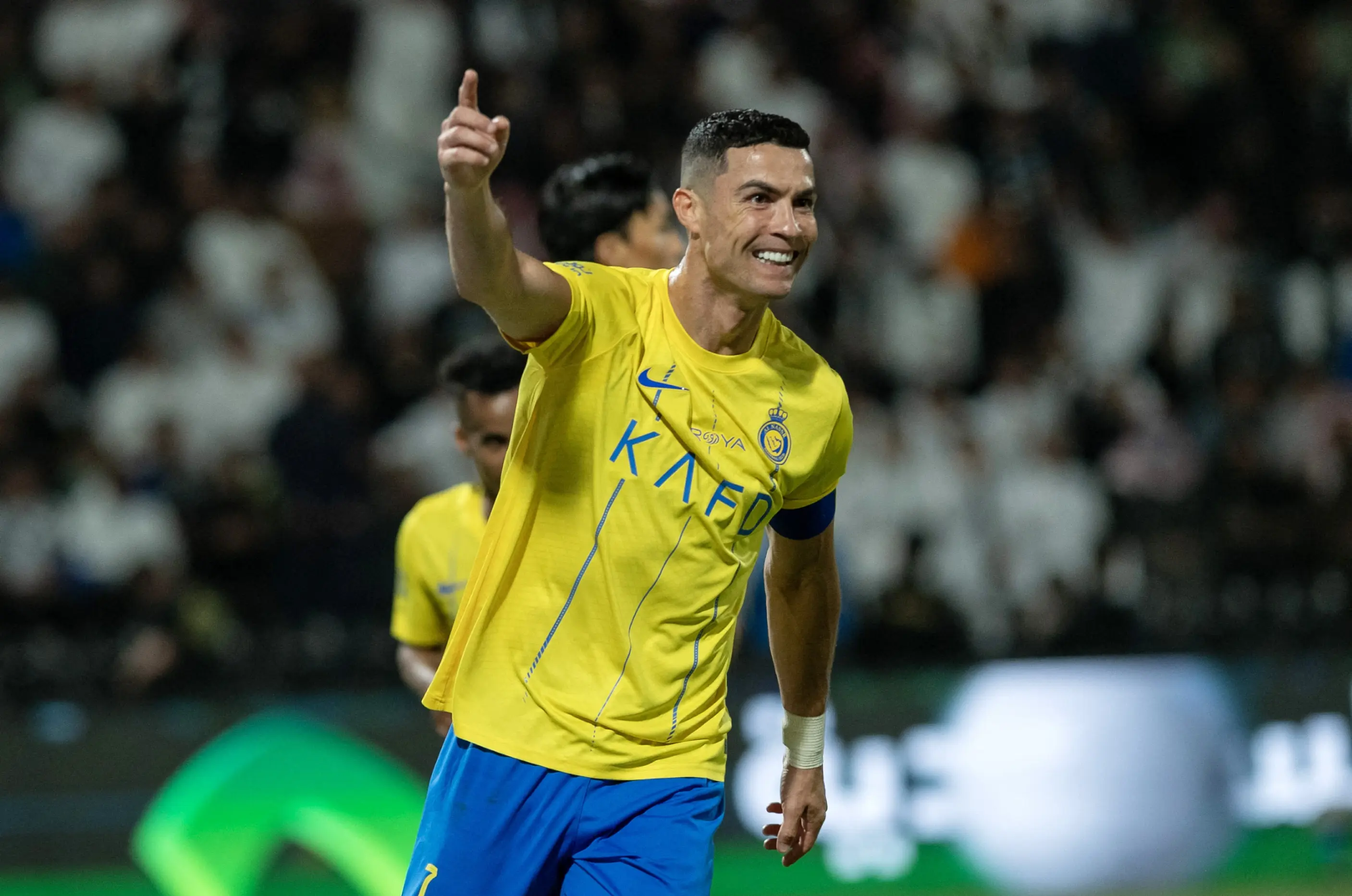 重返欧洲！C罗离队已成定局，两年无冠成关键，三大下家浮现