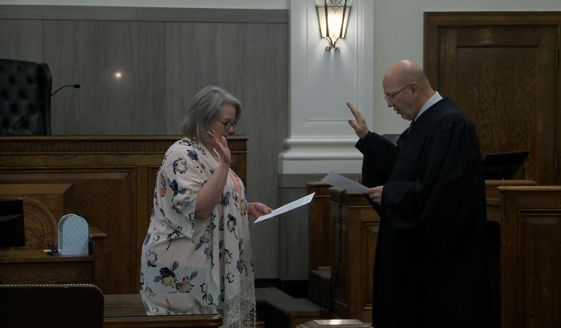 New Lincoln County Clerk of District Court sworn in New Lincoln County Clerk of District Court sworn in