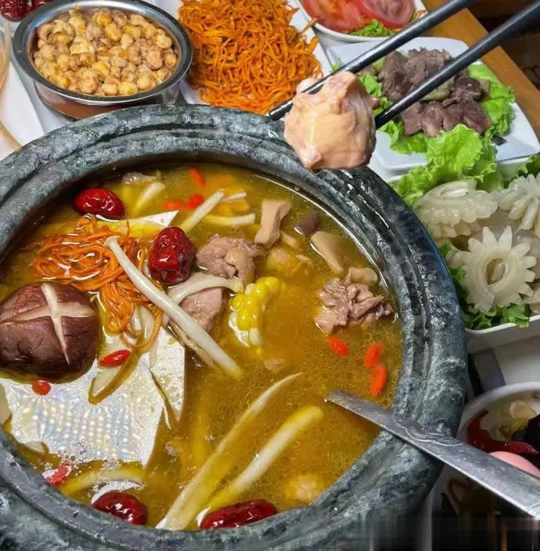 太过瘾了！比江南还仙！这处中国最大桃花谷，将迎来浪漫暴击！