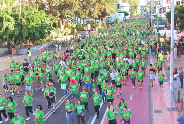 Más de 9.000 corredores participaron en la San Silvestre de Las Palmas ...