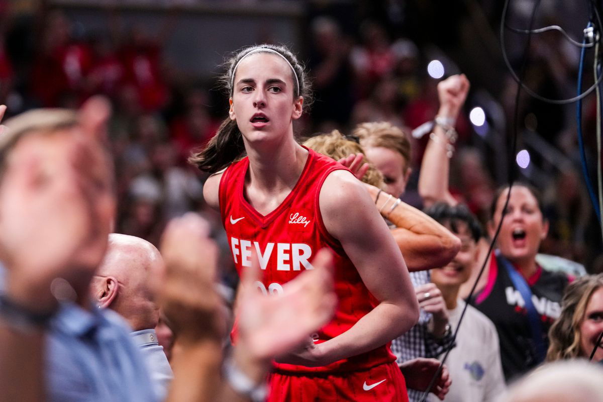 Caitlin Clark Must Avoid Last Season Mistakes as Indiana Coach Addresses  Rookie Season's Errors