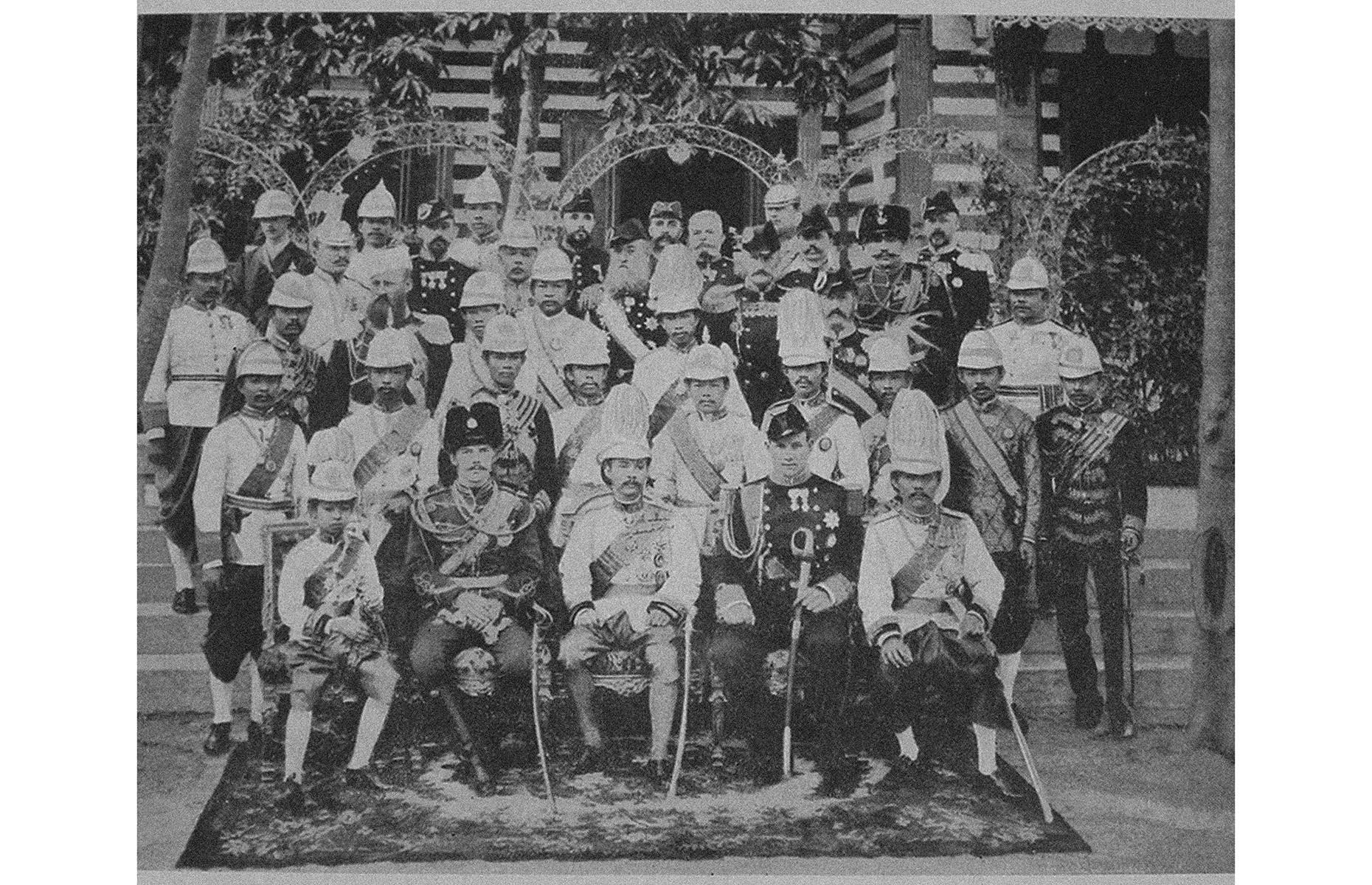 1891 : Les monarques russes en visite en Thaïlande