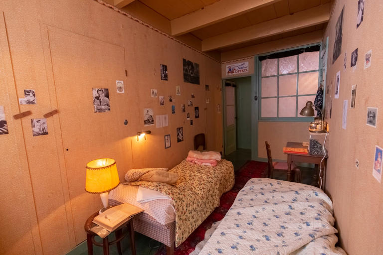 At Anne Frank exhibit in NYC, step into secret annex where she hid and
