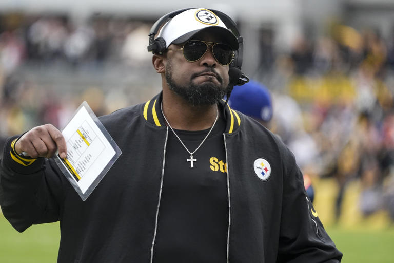 Pittsburgh Steelers head coach Mike Tomlin walks the sidelines during the first half of an NFL football game against the Kansas City Chiefs, Wednesday, Dec. 25, 2024, in Pittsburgh. (AP Photo/Gene J. Puskar)