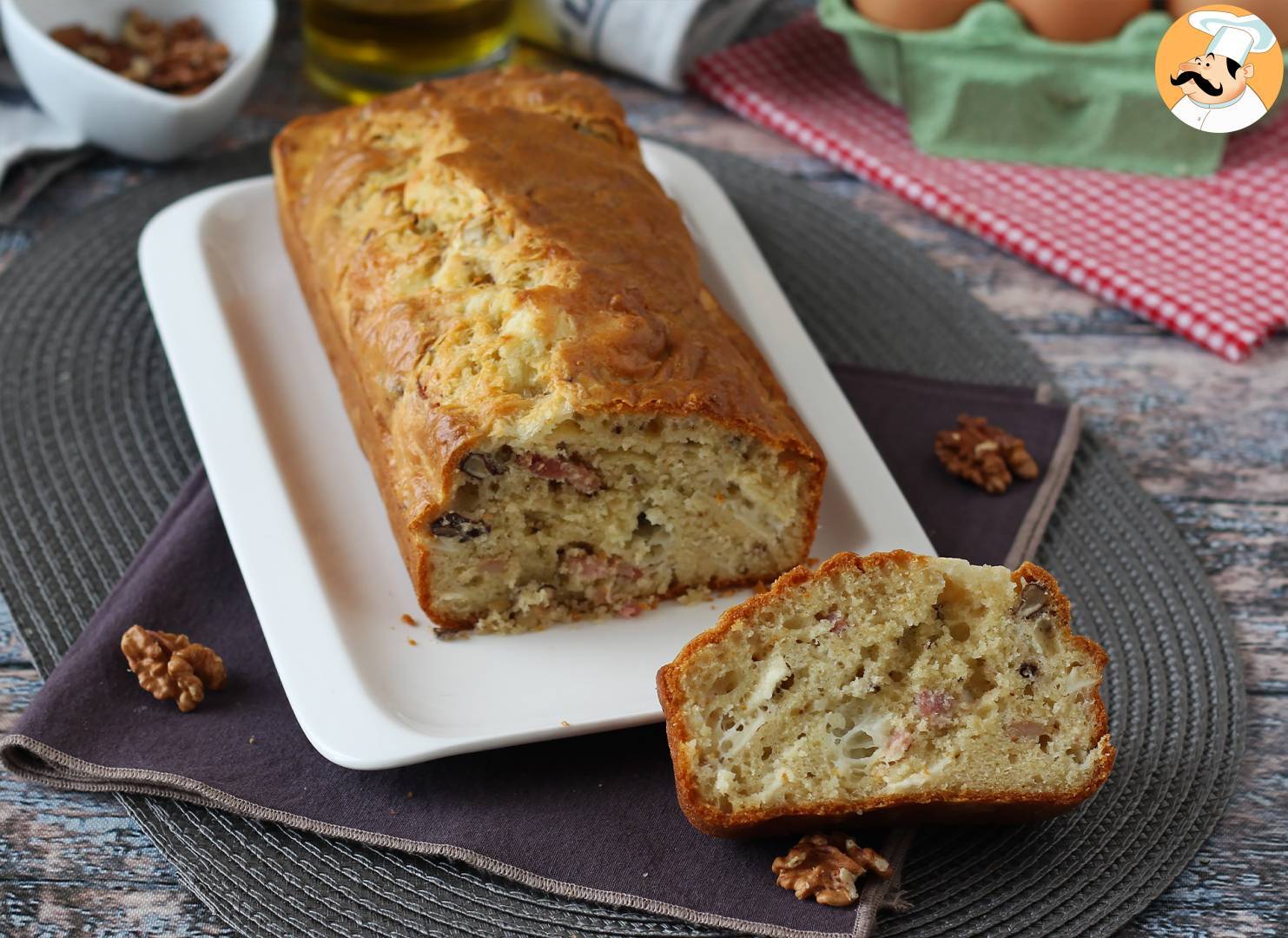 Cake mit speck, ziegenkäse und walnüssen
