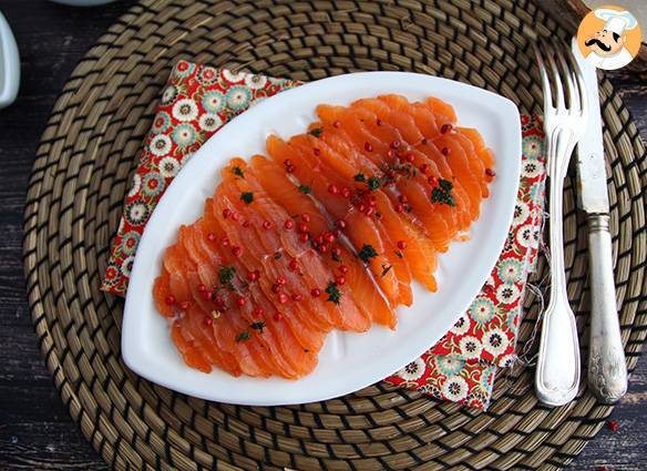 Gravlax, der marinierte lachs nach schwedischer art