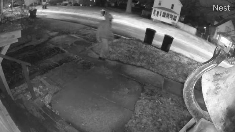 Person of interest in Trumbull County arson caught on doorbell camera