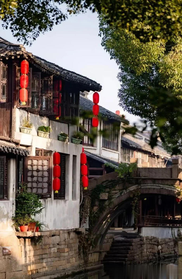 中国最不能辜负的6个古镇，不仅环境好，只要累了就去玩几天！