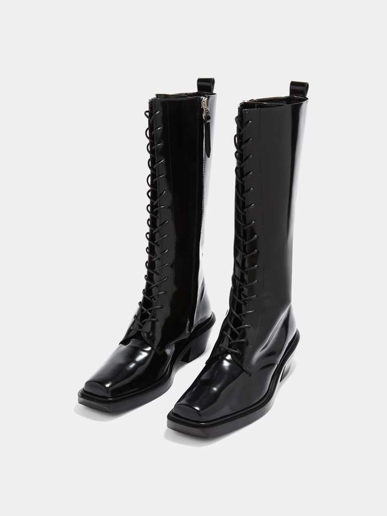 Square-Toe Boots Are A Winter Must-Have: Step Into 2025 In