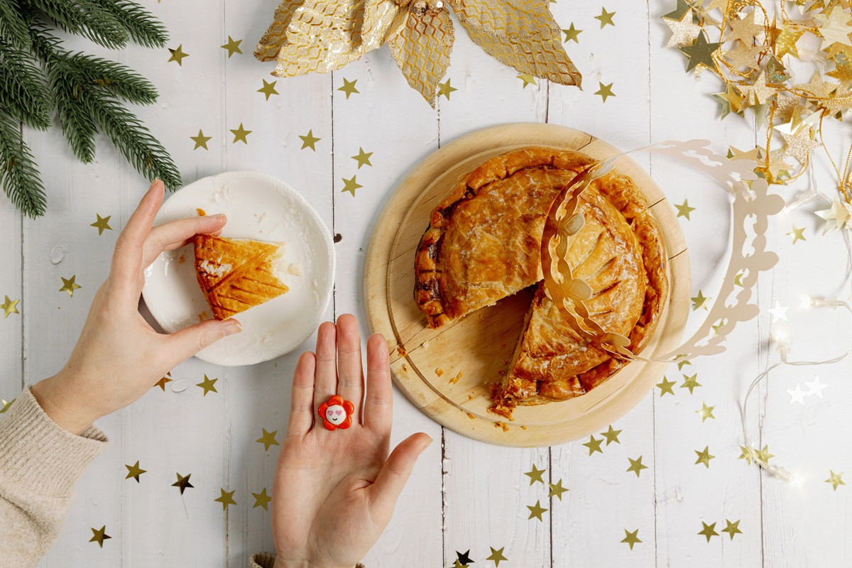 Galette des rois à la frangipane : cette recette facile et rapide à ...