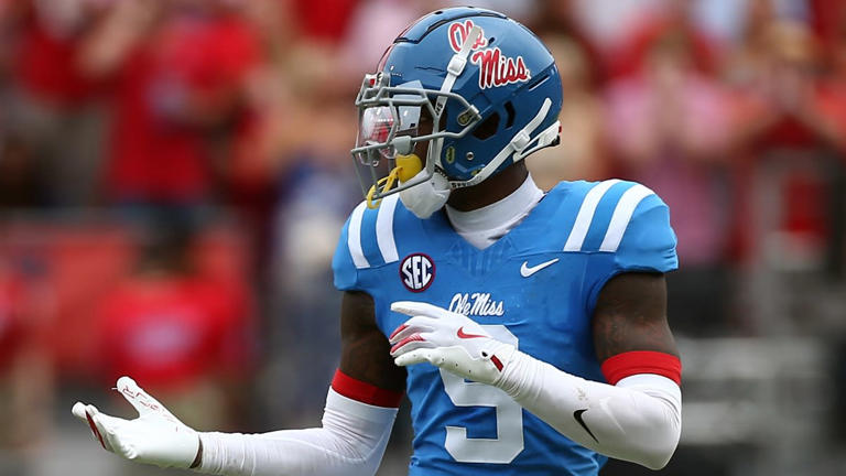 Ole Miss cornerback Trey Amos officially declares for NFL Draft