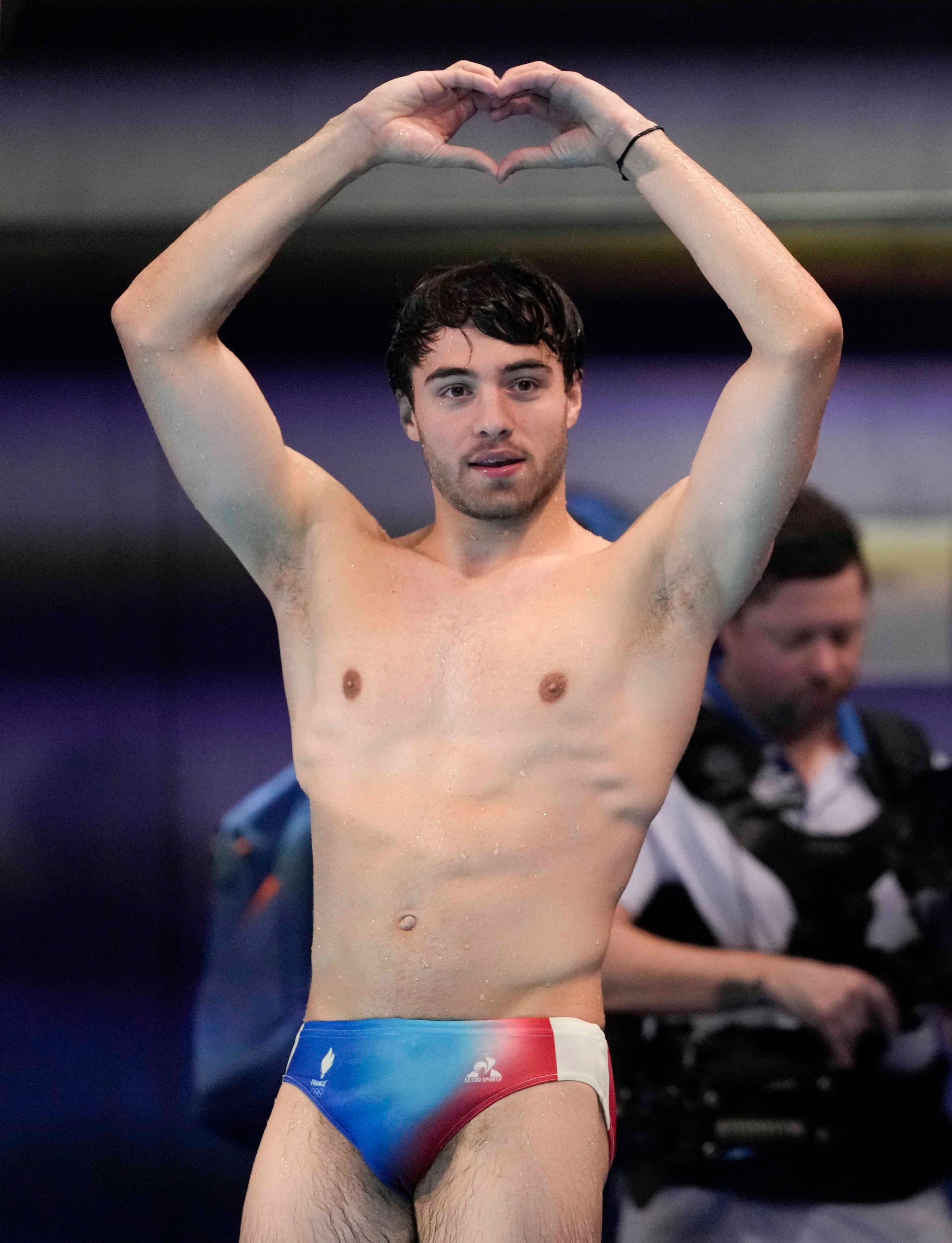 Poll shows budgie smugglers primed for ‘sexy’ return in 2025 — but are