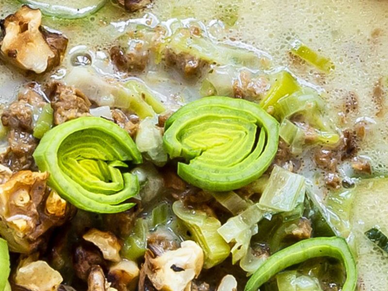 So köstlich und perfekt zum Abnehmen! Diese Käsesuppe müssen Sie probieren