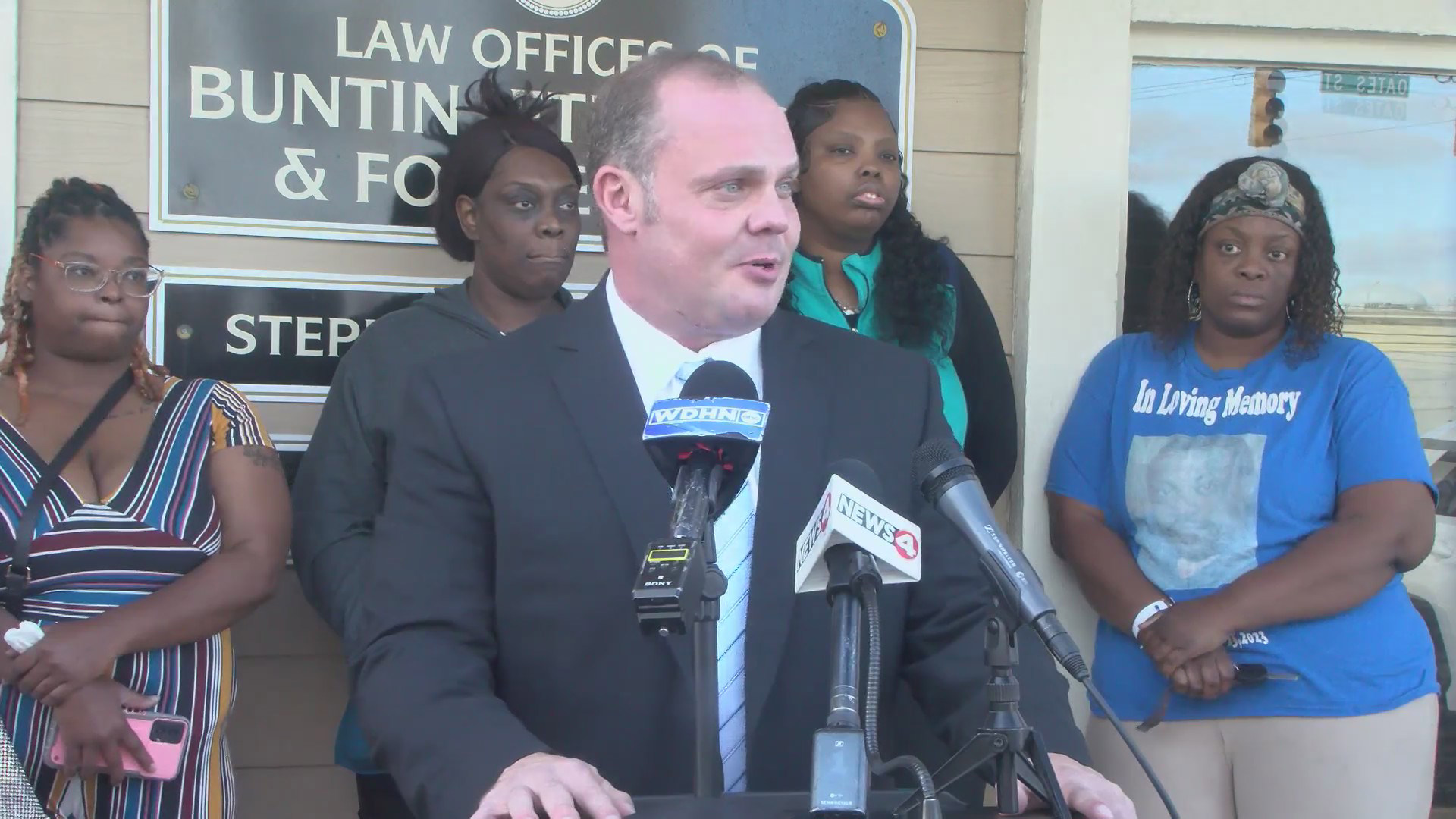 Woman hit during Dothan arrest attorney calls out Dothan police Woman hit during Dothan arrest attorney calls out Dothan police