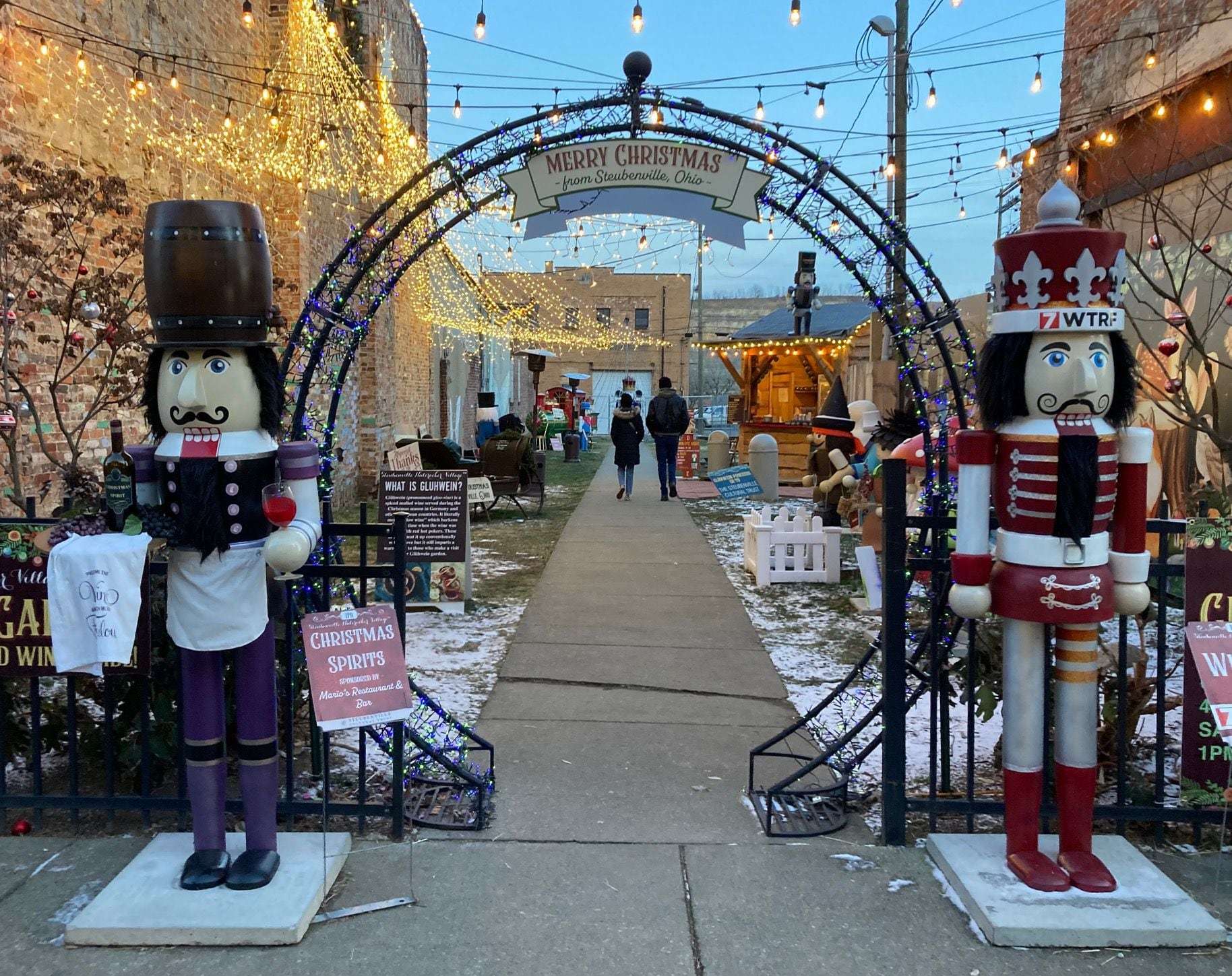 How 200 Life-size Nutcrackers Transformed The Streets Of Steubenville ...