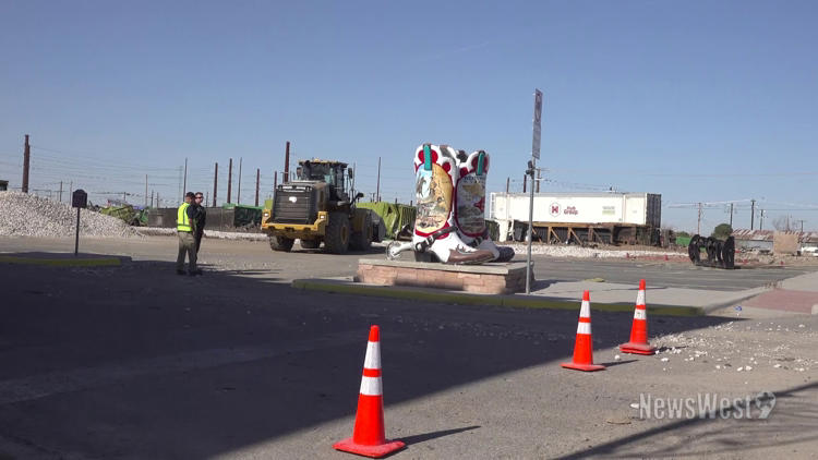 2-union-pacific-workers-confirmed-dead-in-train-derailment-in-pecos-texas