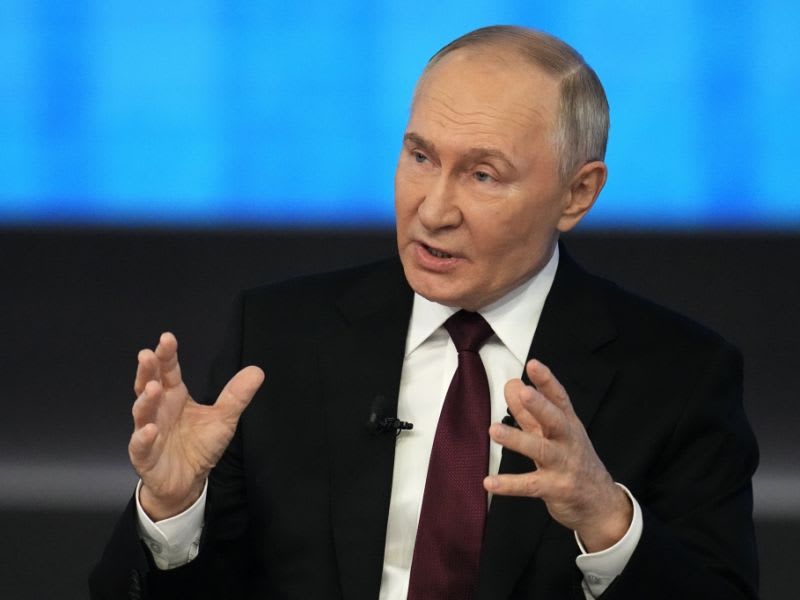 Wladimir Putin bloßgestellt: Gigantischer Feuerball legt russische Öl ...