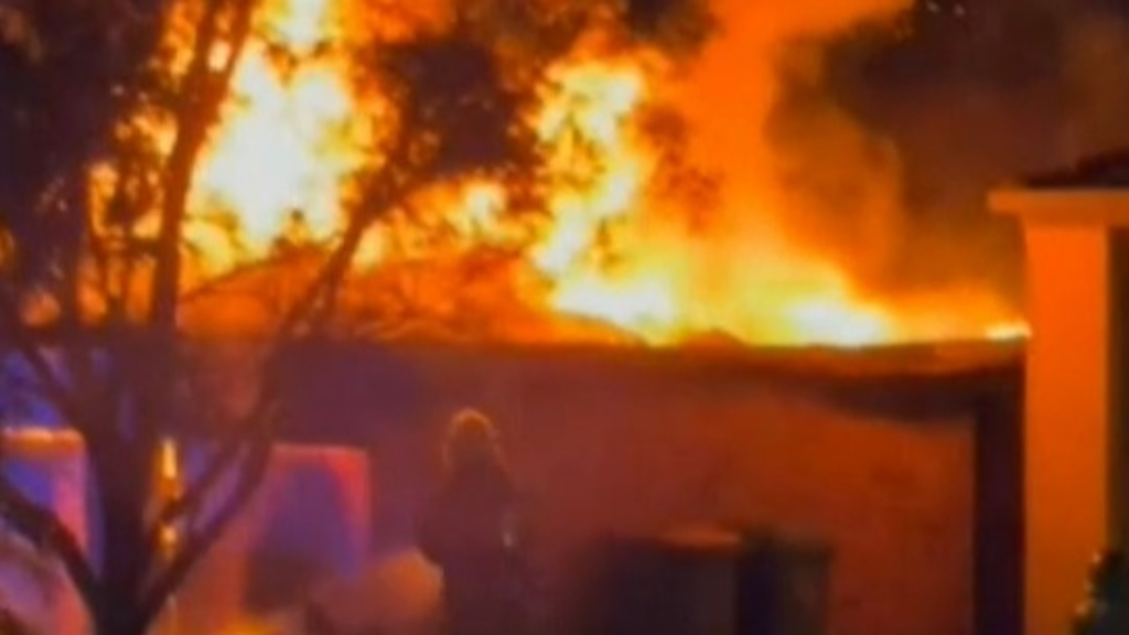 Family loses everything except each other in fire days before Christmas