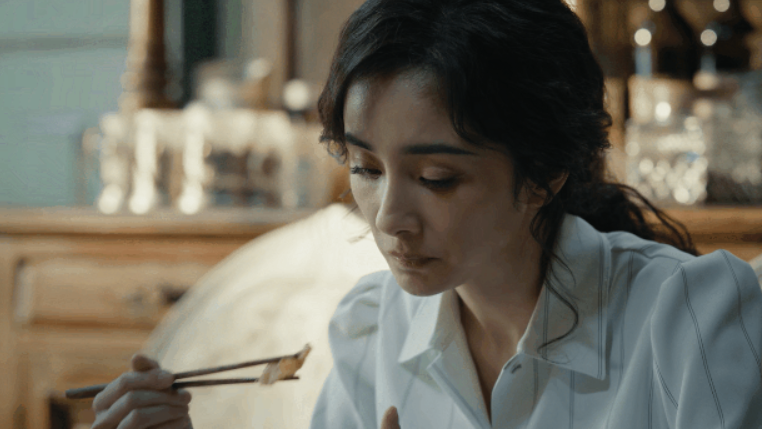 吃得越真演技越稳，《我是刑警》富大龙吃面条扯下多少演员遮羞布