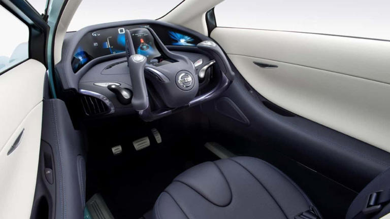 Nissan Land Glider Concept