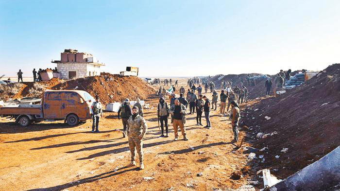 Rakka kuşatıldı, ilk hedef Tabka havaalanı