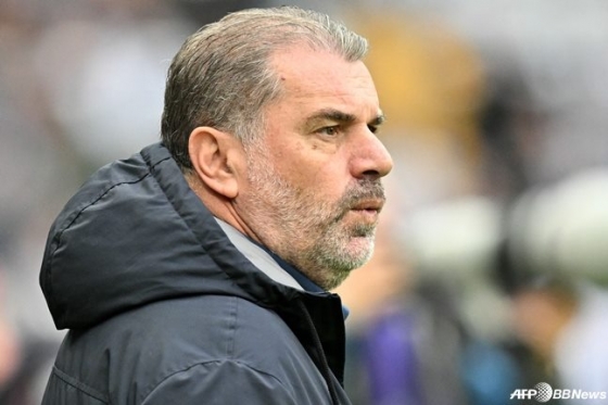 '너 나 무시해?' 극대로 토트넘 감독 "존중 좀 해라, 지도자만 26년 했다"... 공개 저격→전면 반박 나섰다 이미지 3