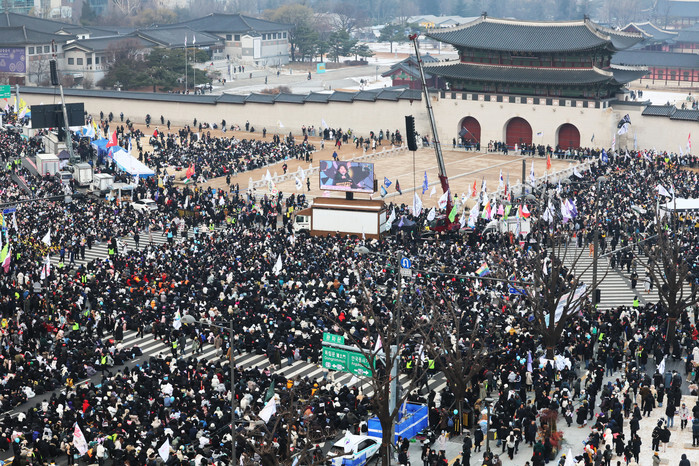 Anti-Yoon Protest