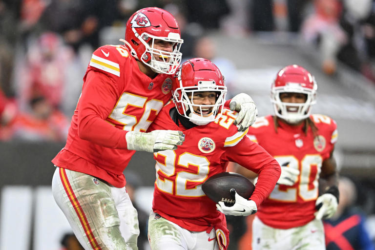 Chiefs CB Trent McDuffie reflects on defensive performance vs. Texans:  'Everybody just stuck together'
