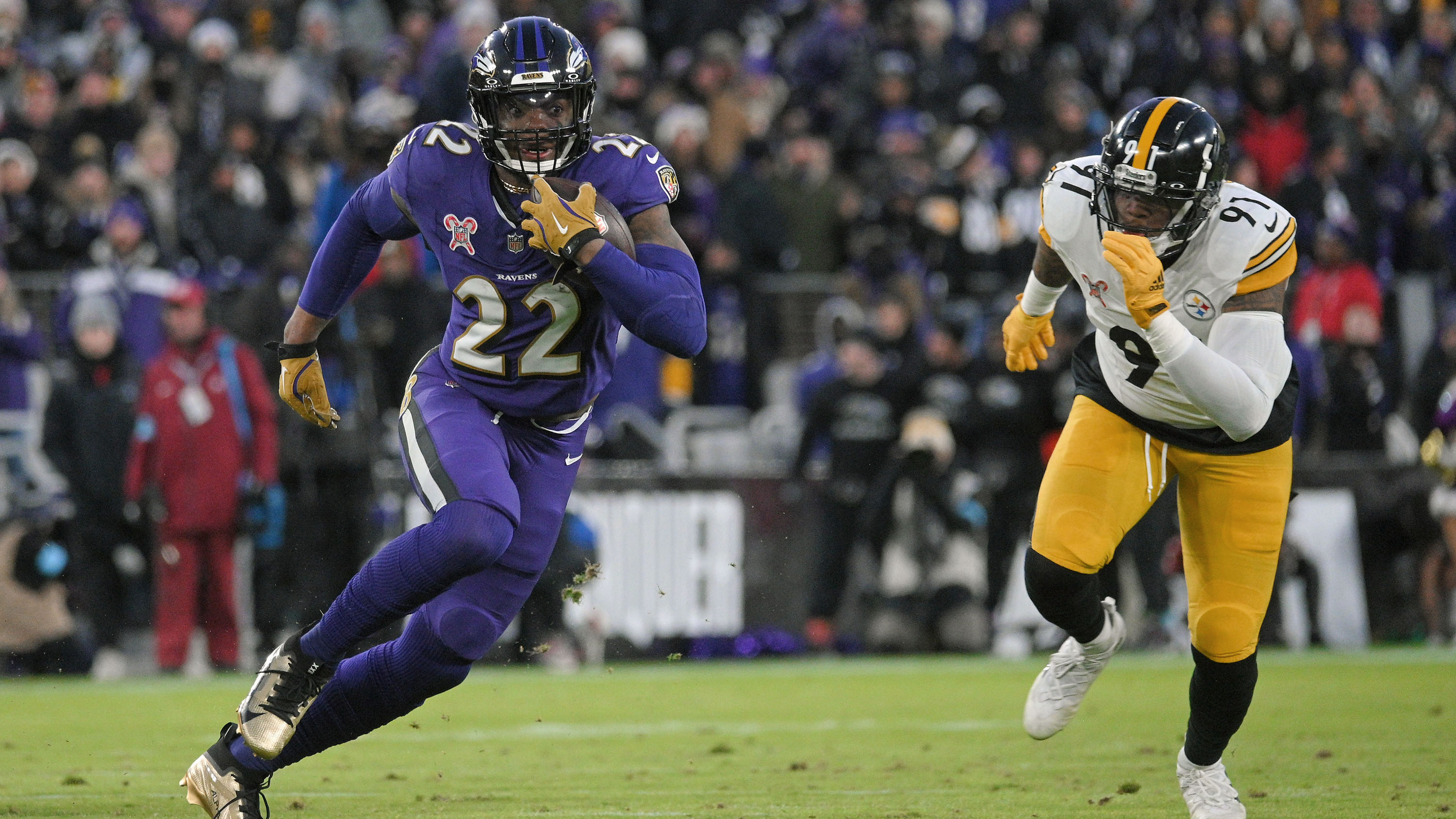 Ravens Clinch Playoff Spot, Keep AFC North Title Hopes Alive With 34-17 ...