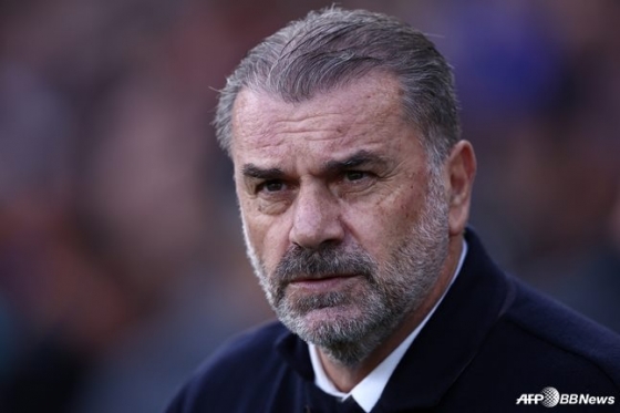 '너 나 무시해?' 극대로 토트넘 감독 "존중 좀 해라, 지도자만 26년 했다"... 공개 저격→전면 반박 나섰다