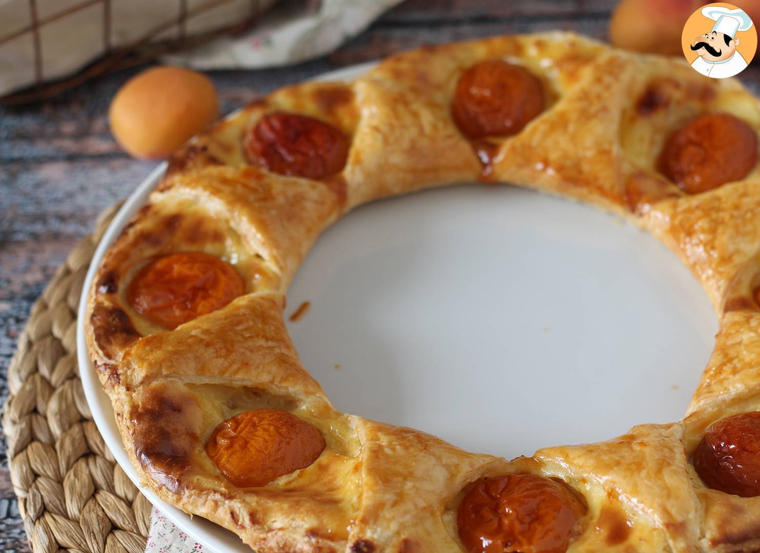 Tarte oranaise - blätterteig, konditorcreme und aprikosen