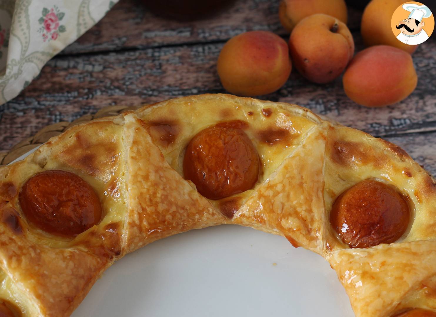 Tarte oranaise - blätterteig, konditorcreme und aprikosen