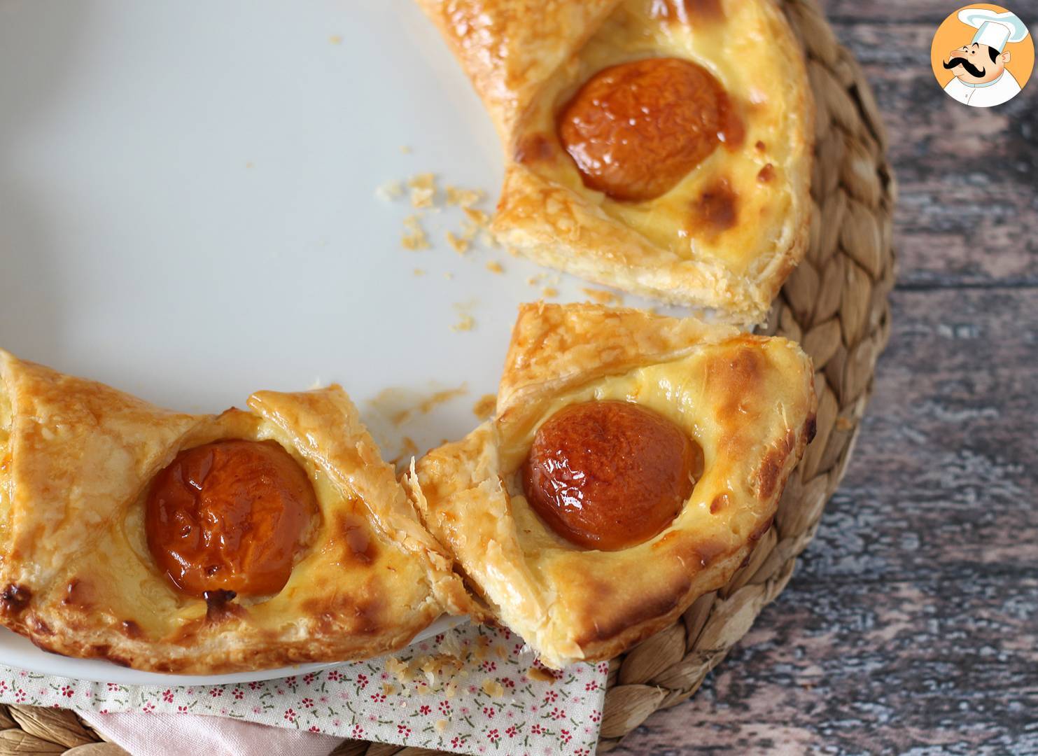 Tarte oranaise - blätterteig, konditorcreme und aprikosen