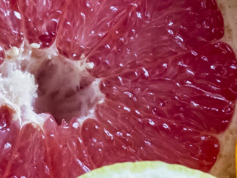 Darum sollten Sie das Weiße von Zitrusfrüchten immer mitessen