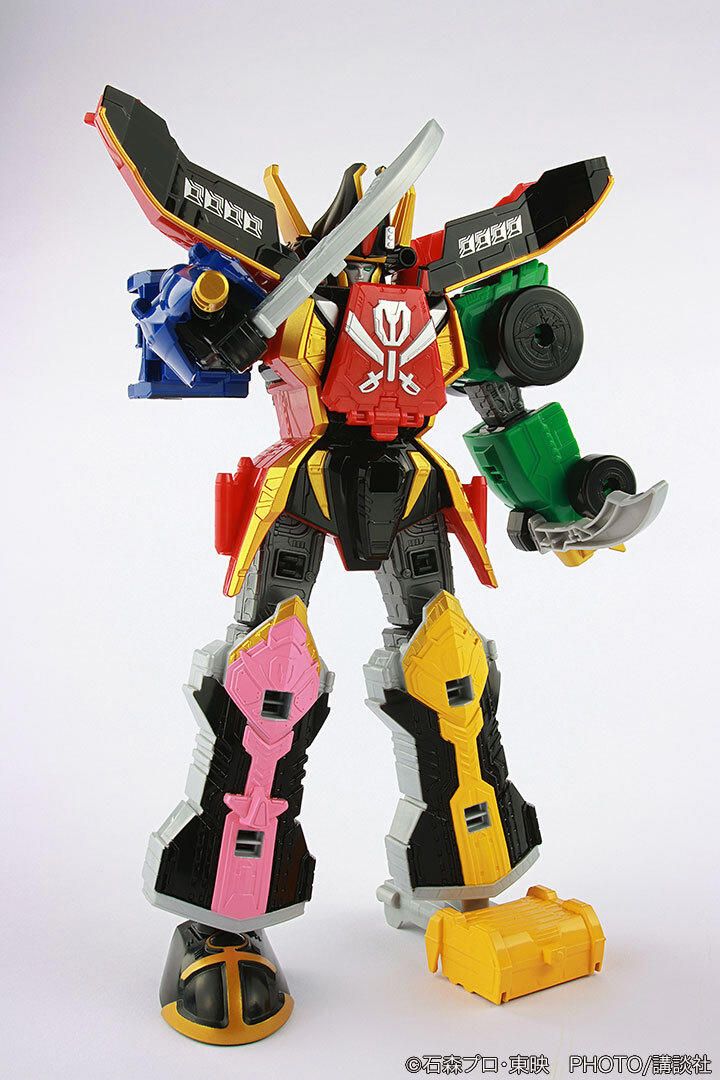 5台のゴーカイマシンが合体！ 「DXROBO UNIVERSE ゴーカイオー